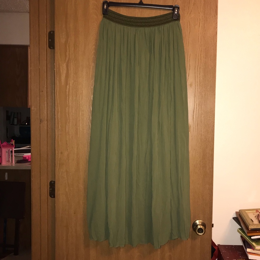 Gorgeous maxi skirt. NWOT